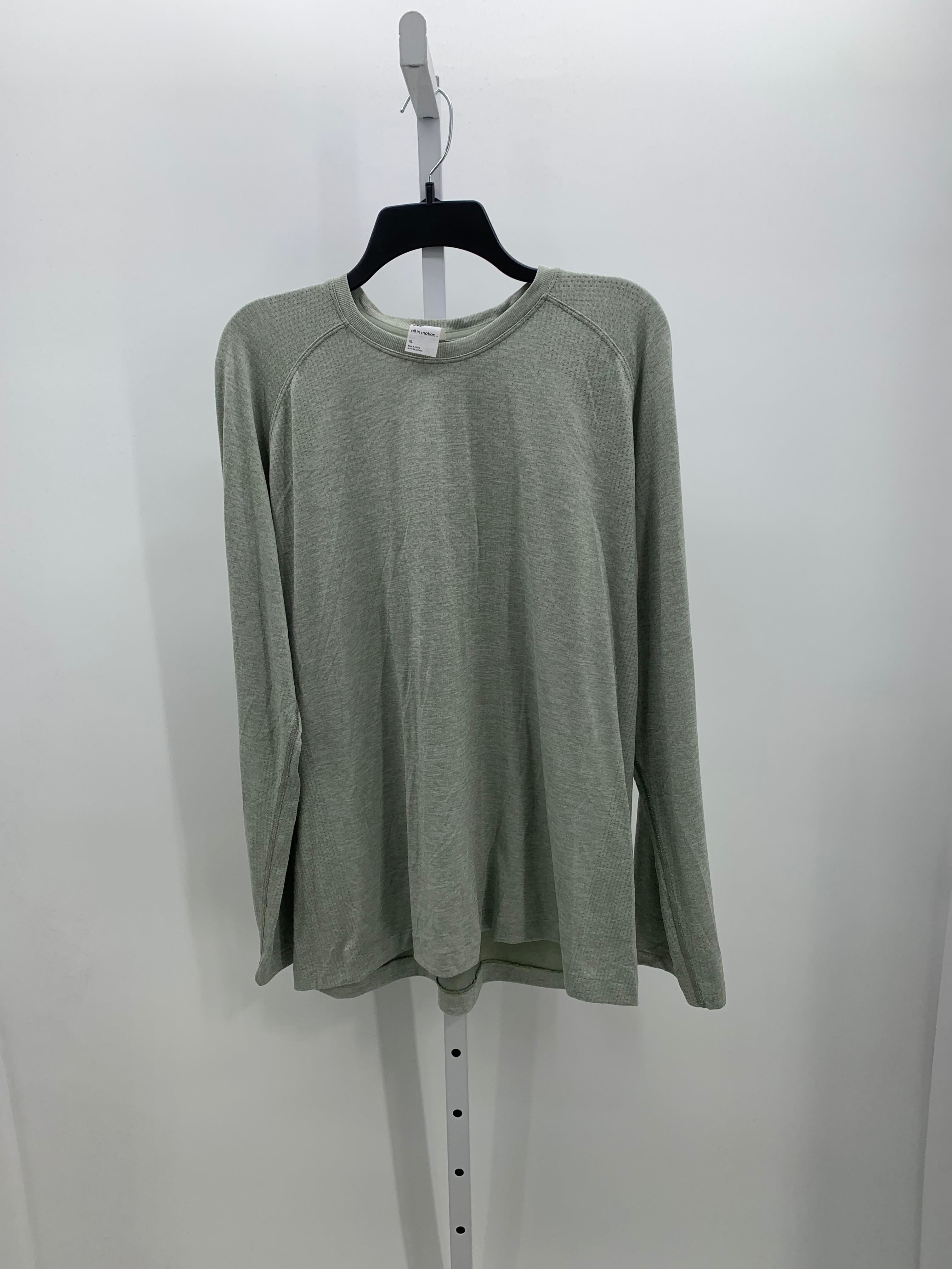 All In Motion Size Extra Large Misses Long Sleeve Shirt