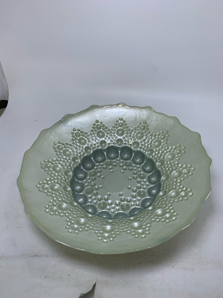 PEARL WHITE GLASS BOWL W/ UNEVEN EDGE.