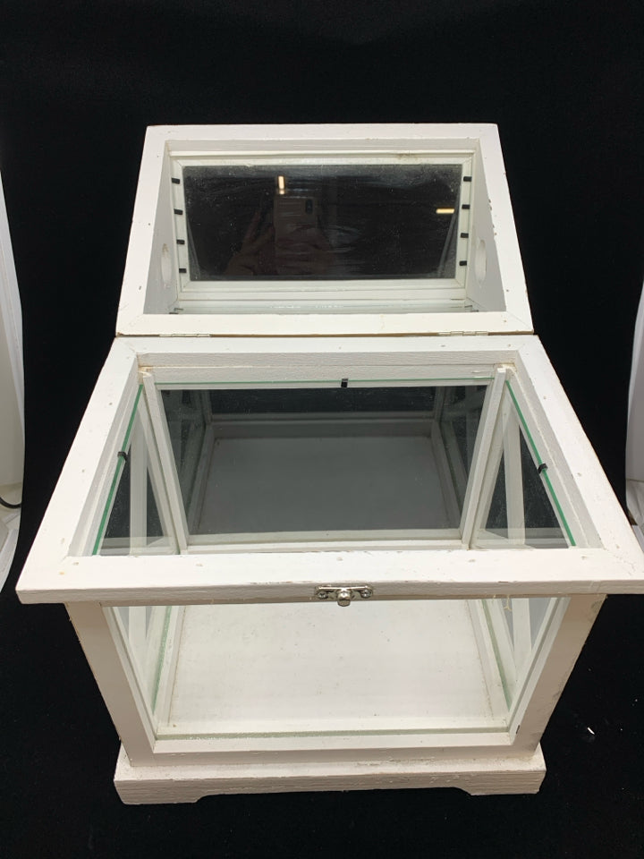 WHITE WOOD TERRARIUM.