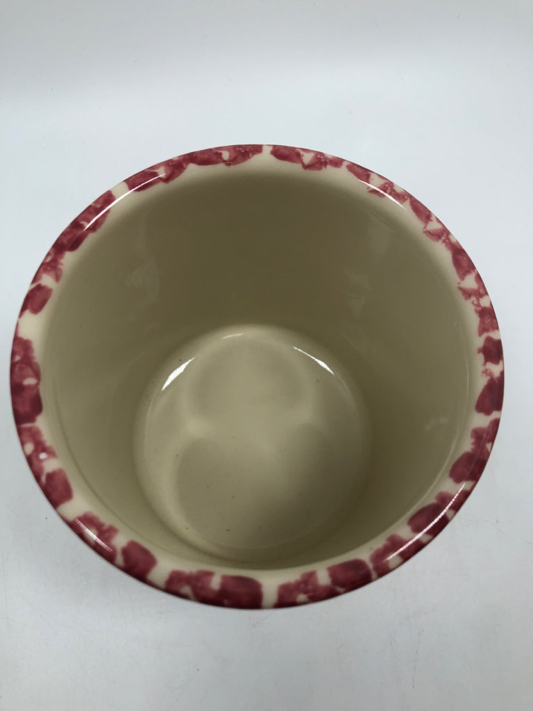 PINK SPONGE TRIM CROCK.