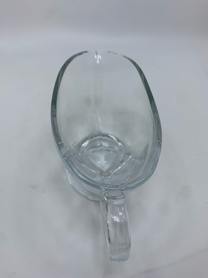 CLEAR GLASS GRAVY BOAT.
