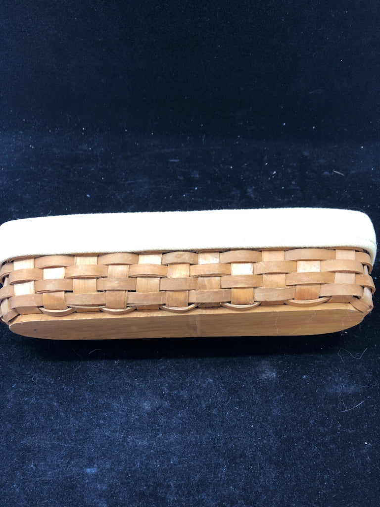 NARROW WOVEN BASKET W/ TAN LINER.