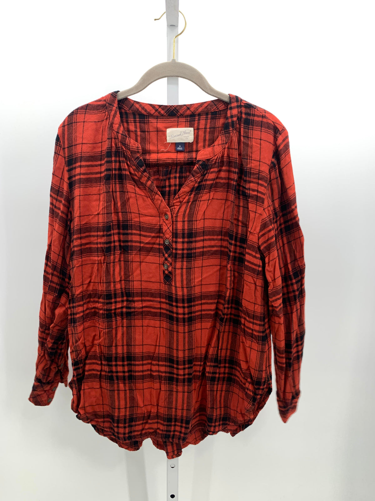 Universal Thread Size Medium Misses Long Sleeve Shirt
