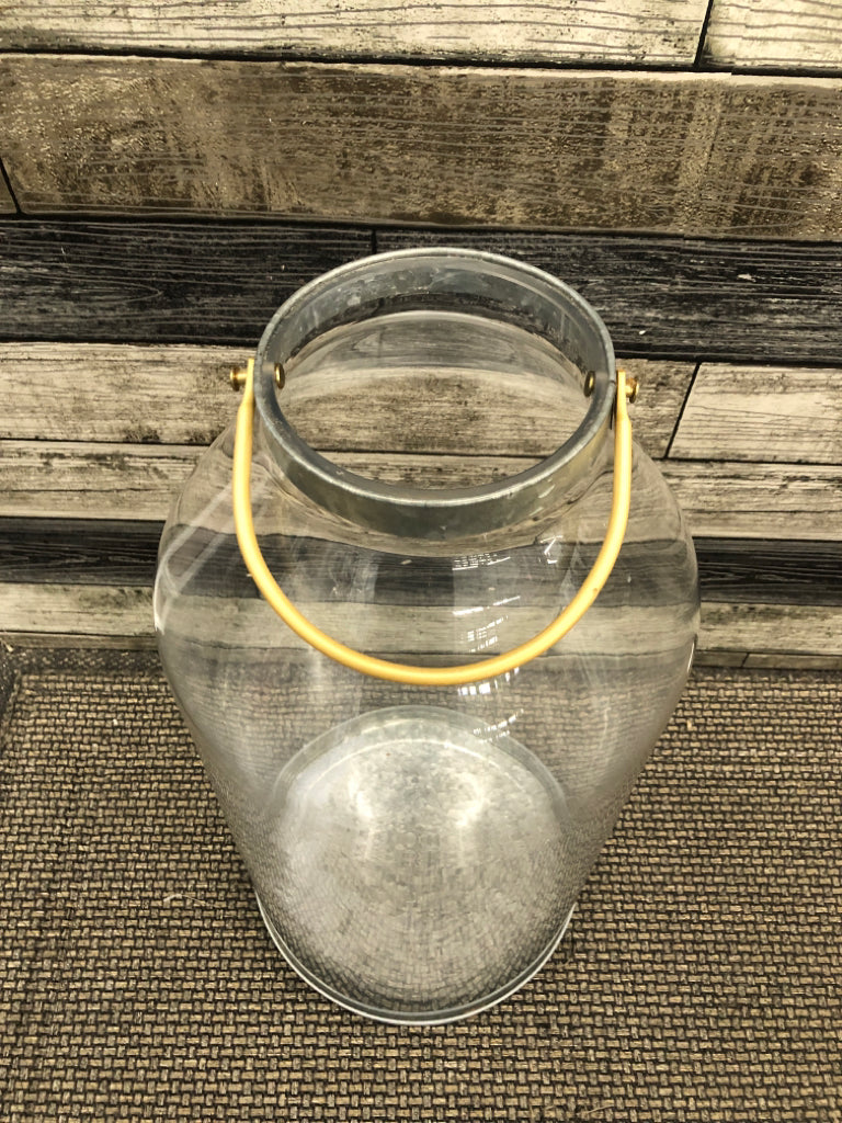 LARGE GLASS AND METAL VASE W HANDLE.