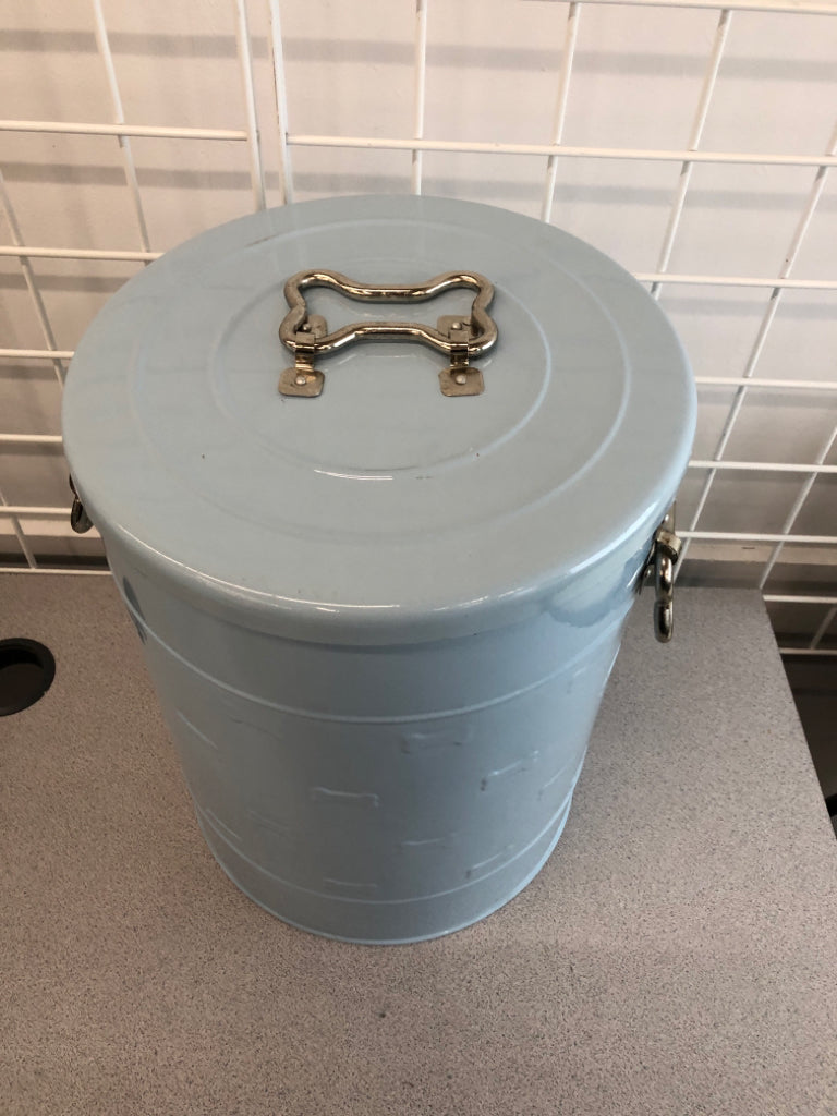 BLUE METAL DOG TREAT BIN W/LID.