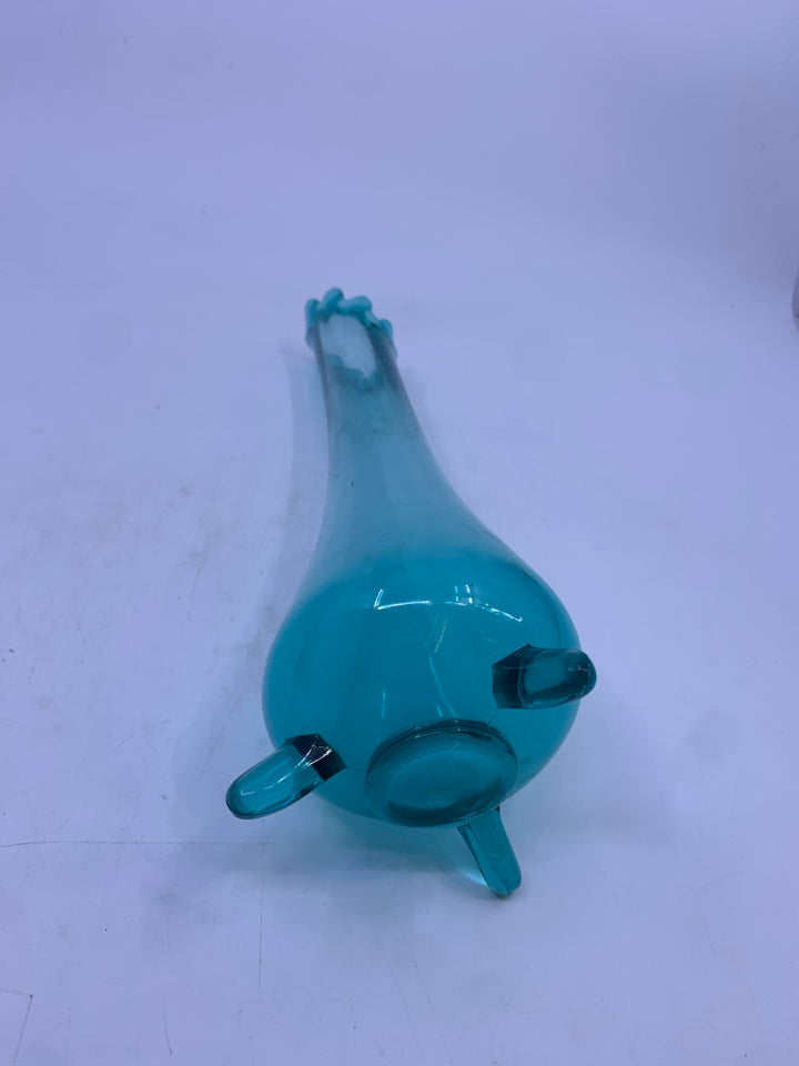 VTG TEAL FOOTED SWUNG VASE.