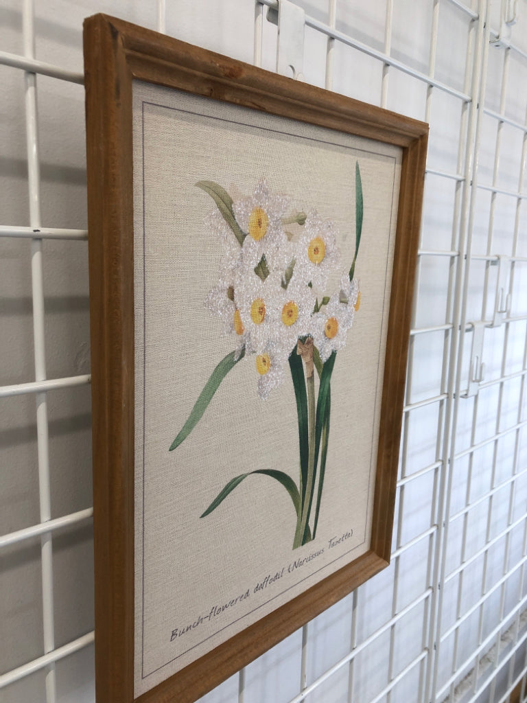 FRAMED FABRIC & GLITTER DAFFODIL.
