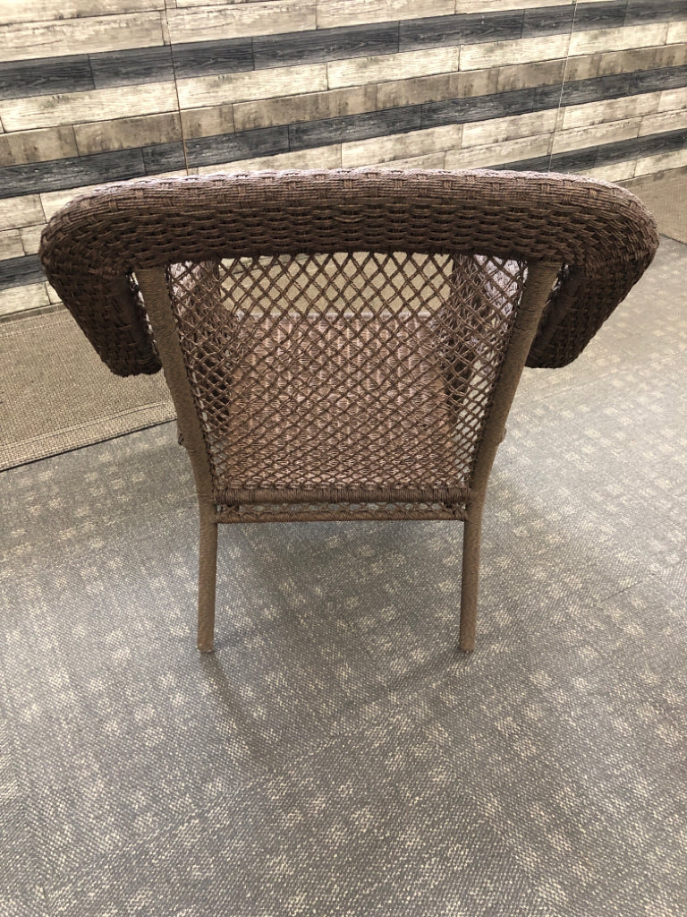 BROWN WICKER OUTDOOR CHAIR.