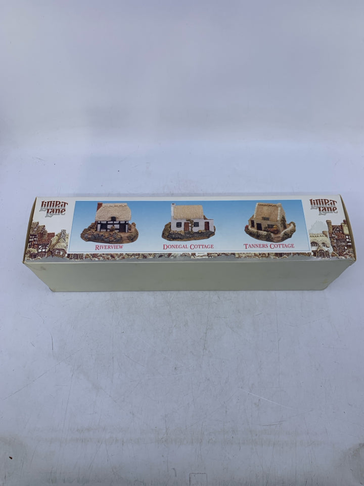 IN BOX 3 MINI LILLIPUT LANE COTTAGES.