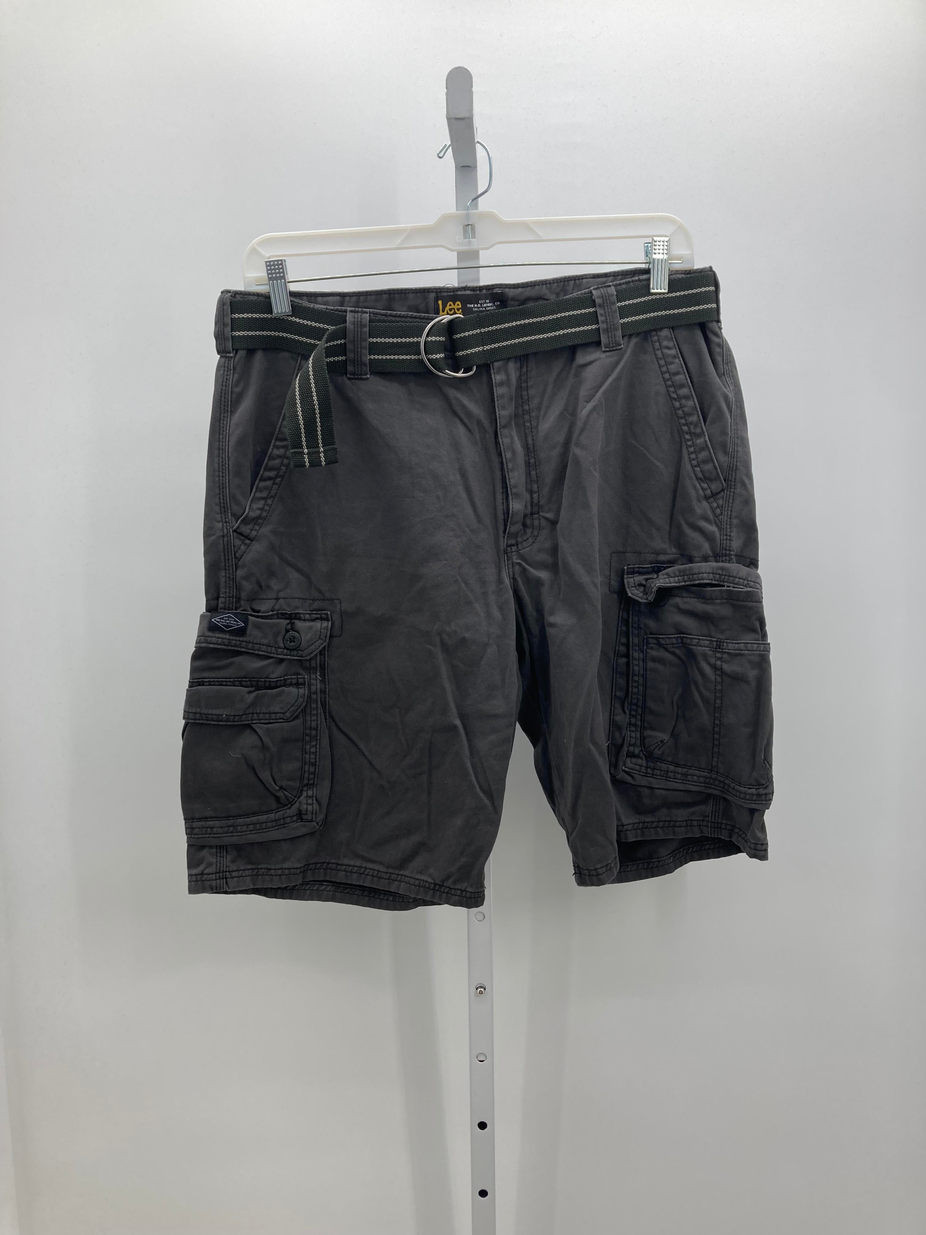 CARGO SHORTS WITH BELT