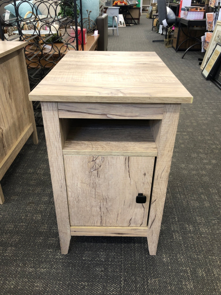 LIGHT WOOD END TABLE W/ CUBBY AND STORAGE.