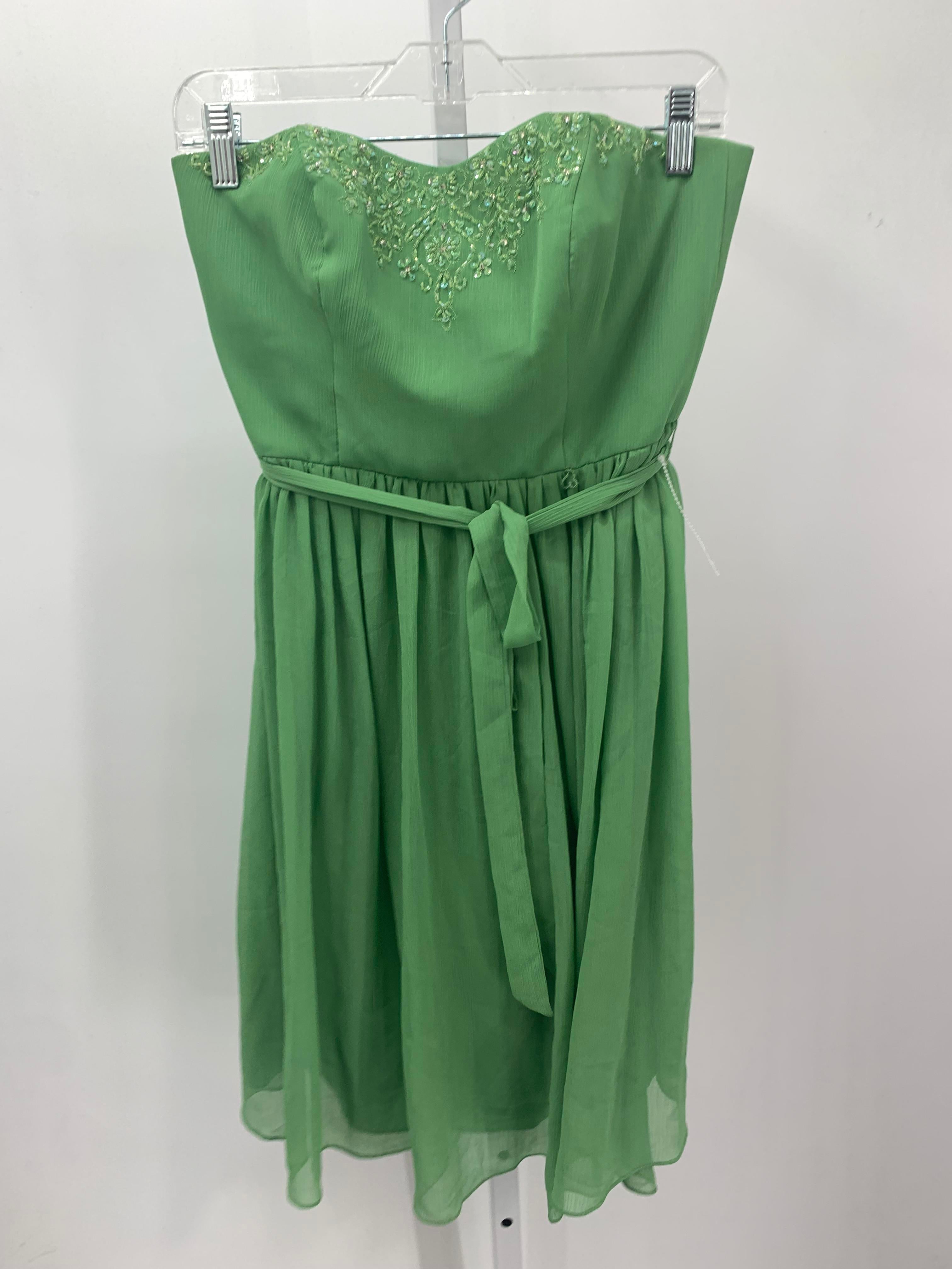 David's Bridal Size 4 Misses Sleeveless Dress