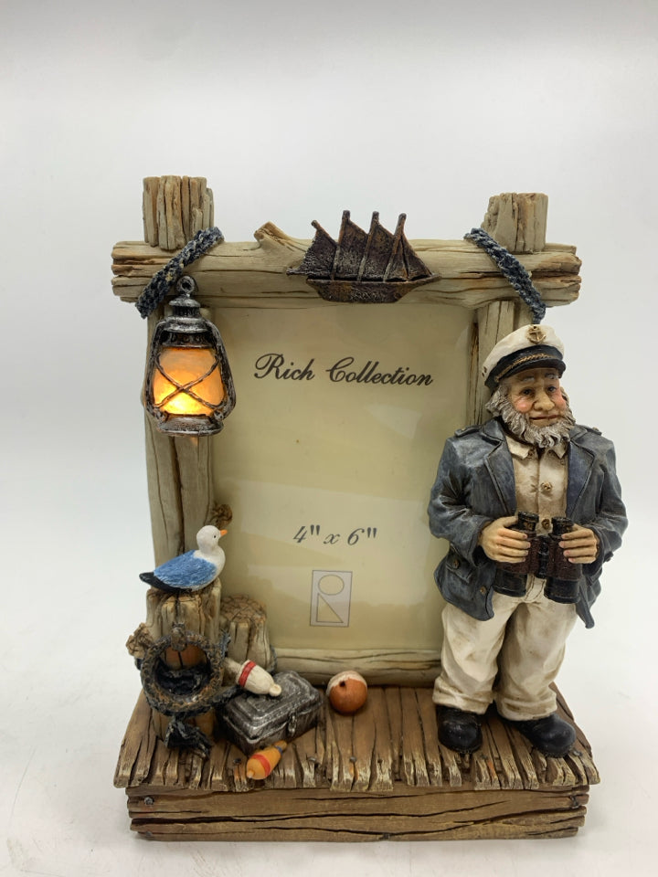 SEA CAPTAIN LIGHT UP RESIN FRAME.
