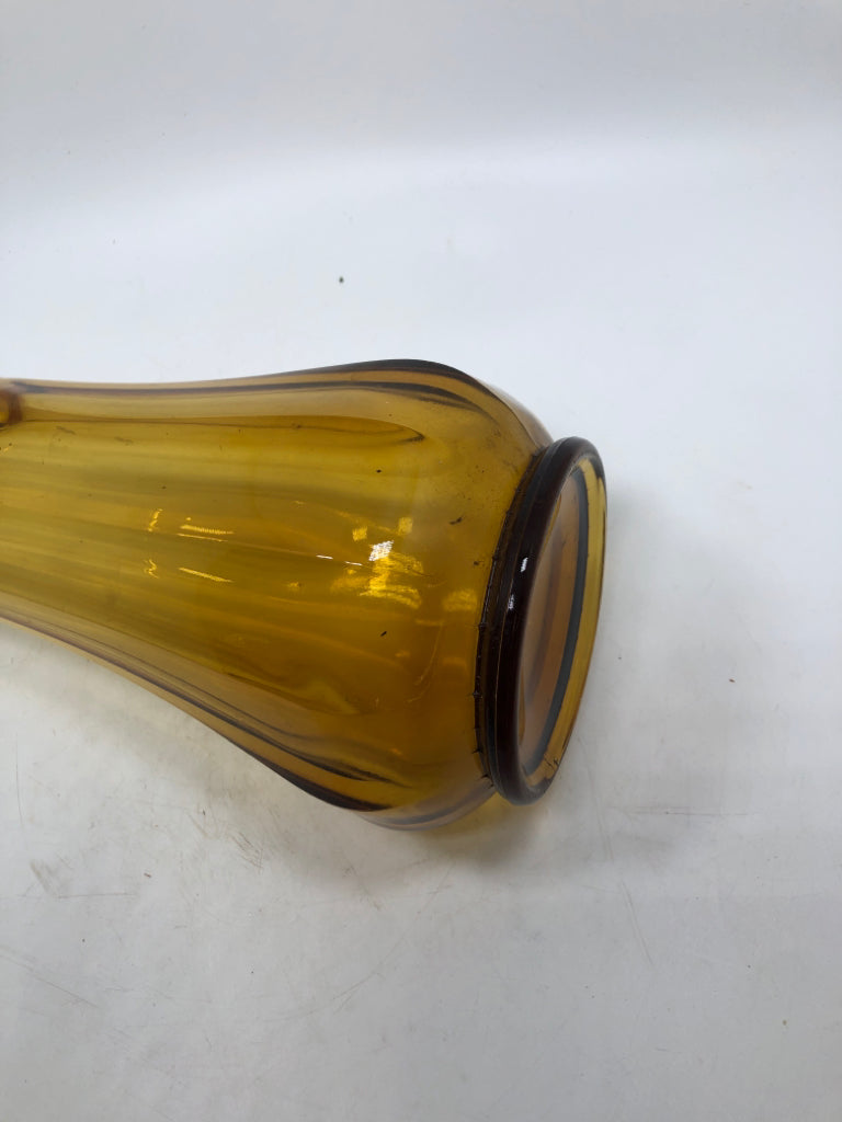 VTG AMBER COLORED SWUNG VASE.