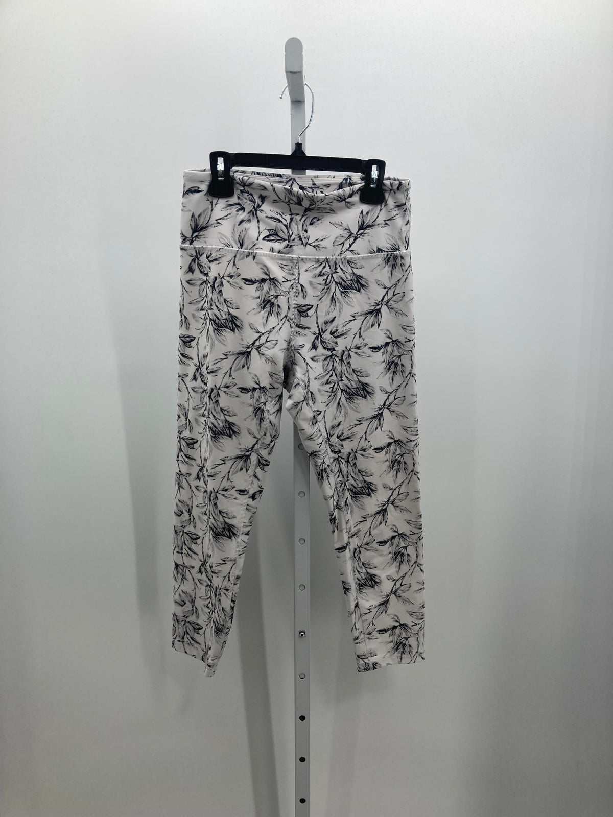 Marika Size Medium Misses Leggings