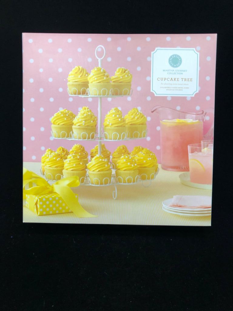 CUPCAKE TREE IN BOX.