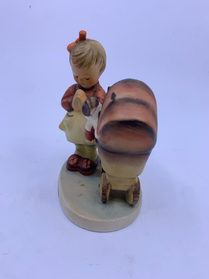 VTG HUMMEL DOLL MOTHER FIGURE.