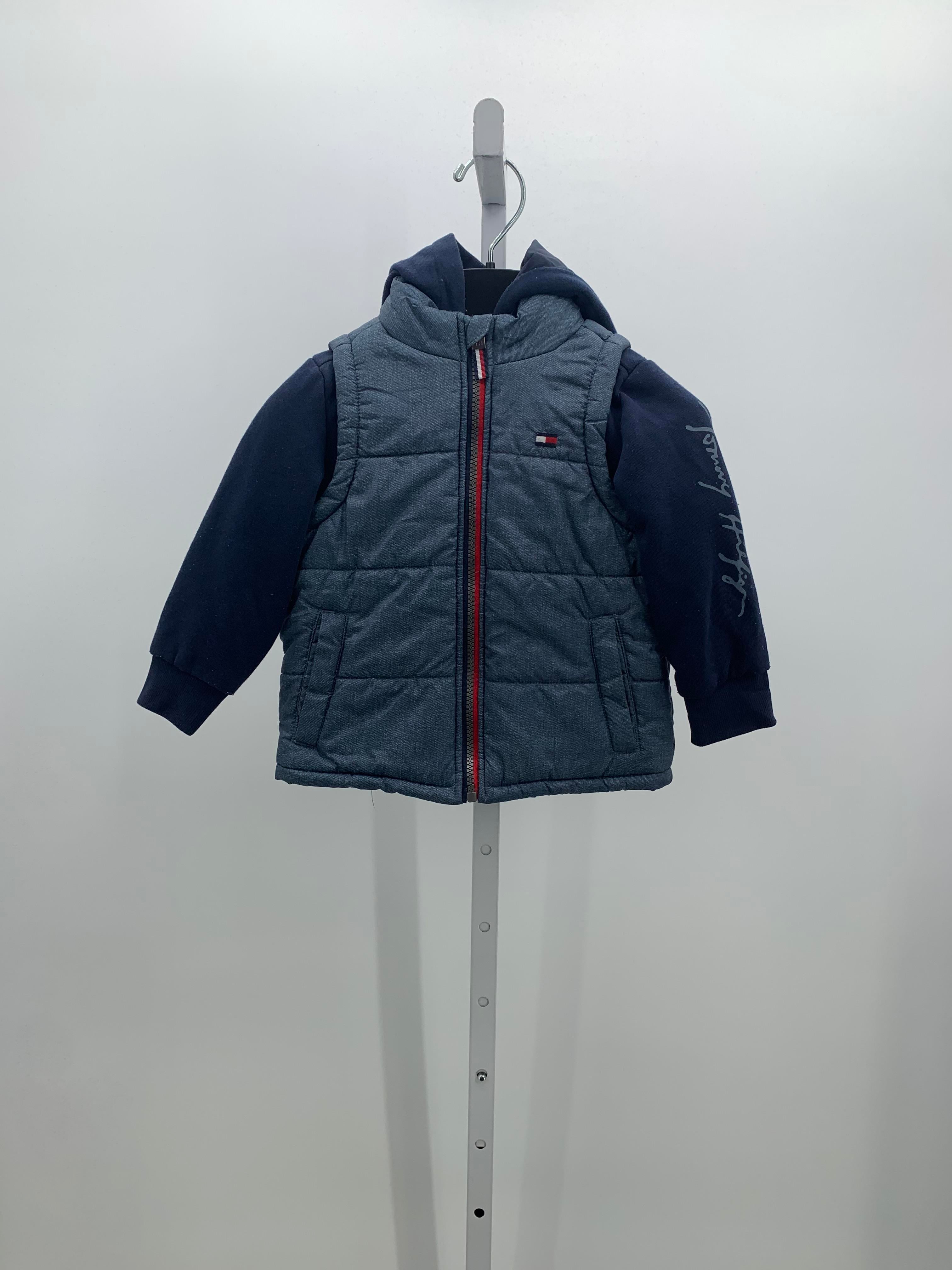 HOODED ZIP UP.