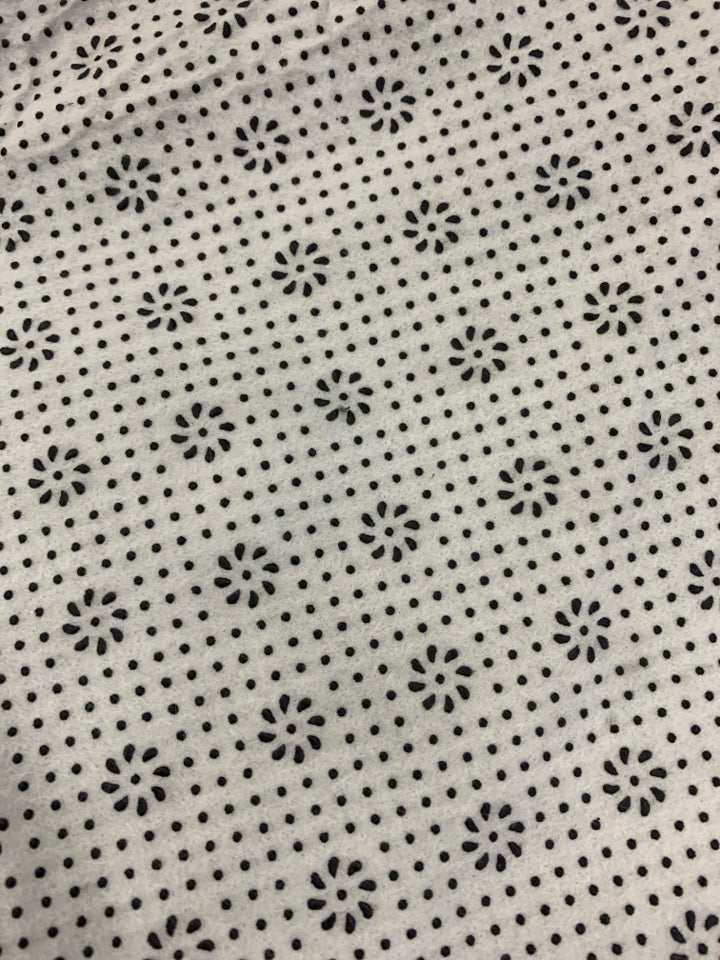 BLUE & PURPLE FLUFF RUG.