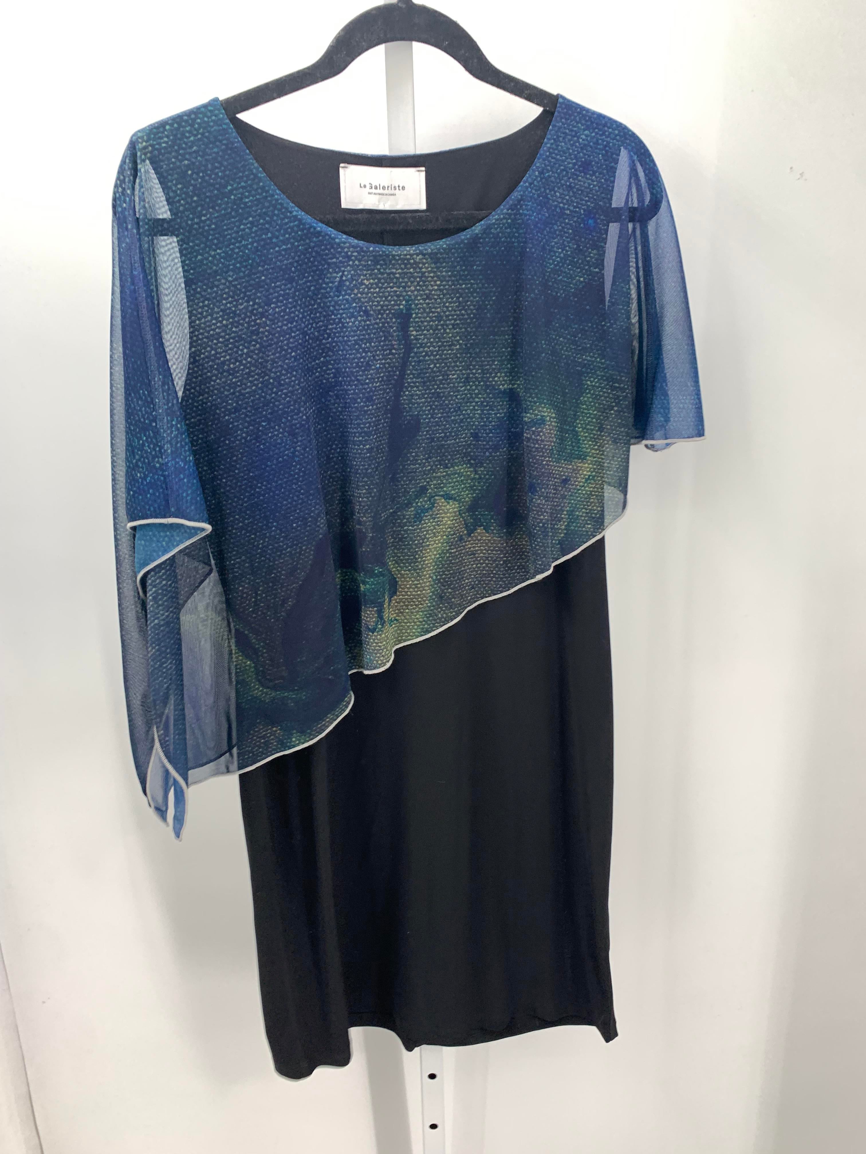 Size Large Misses Short Sleeve Dress