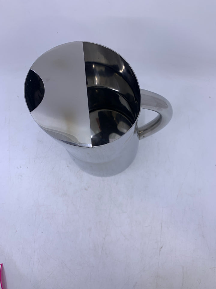 SILVER METAL PITCHER W/ ICE LIP.