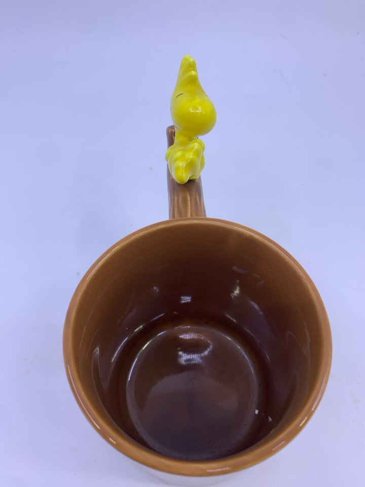 WOOD HEART WOODSTOCK MUG.
