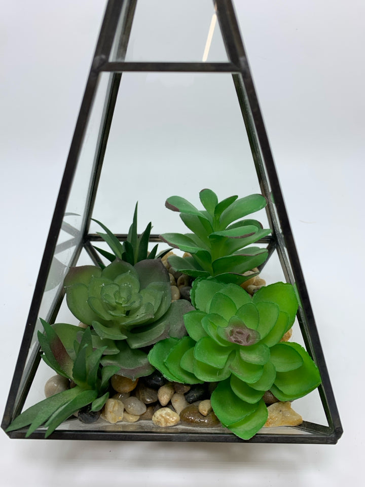 FAUX SUCCULENTS IN GEOMETRIC GLASS TERRARIUM.