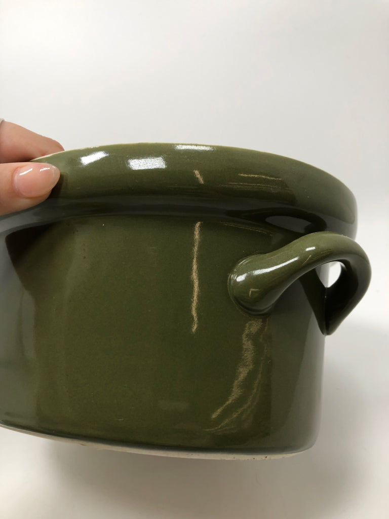 VTG CARBONE GREEN DUCK CASSEROLE DISH.