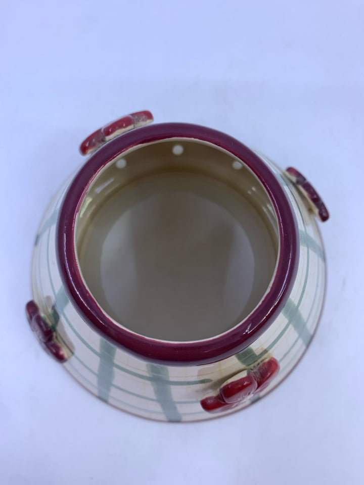 EMBOSSED FLORAL PLAID CANDLE SHADE.