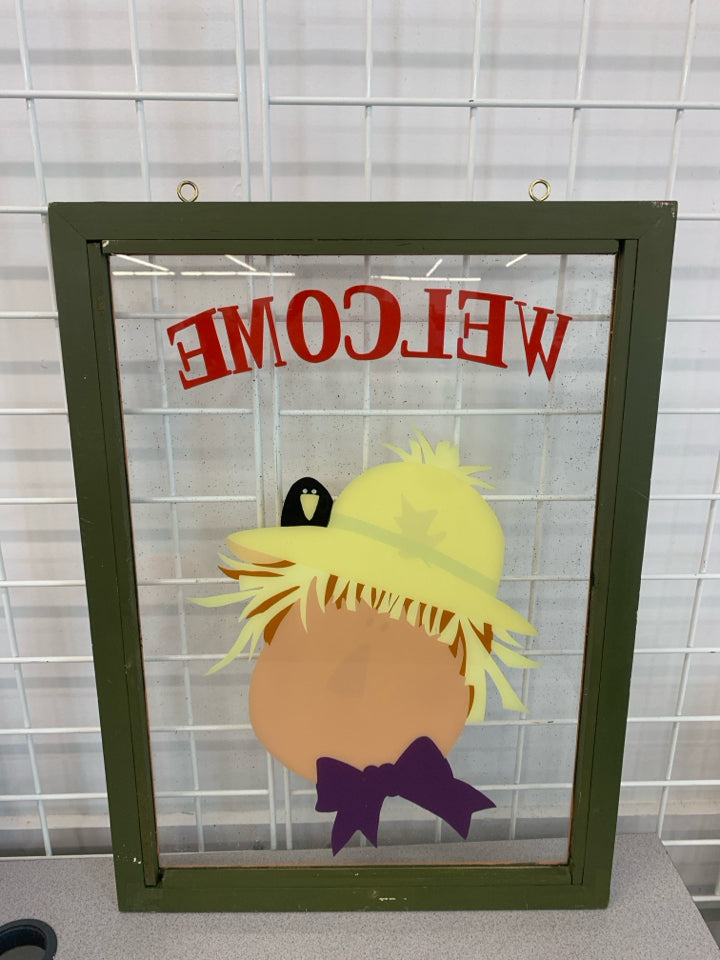 WELCOME SCARECROW ON GLASS WALL HANGING.