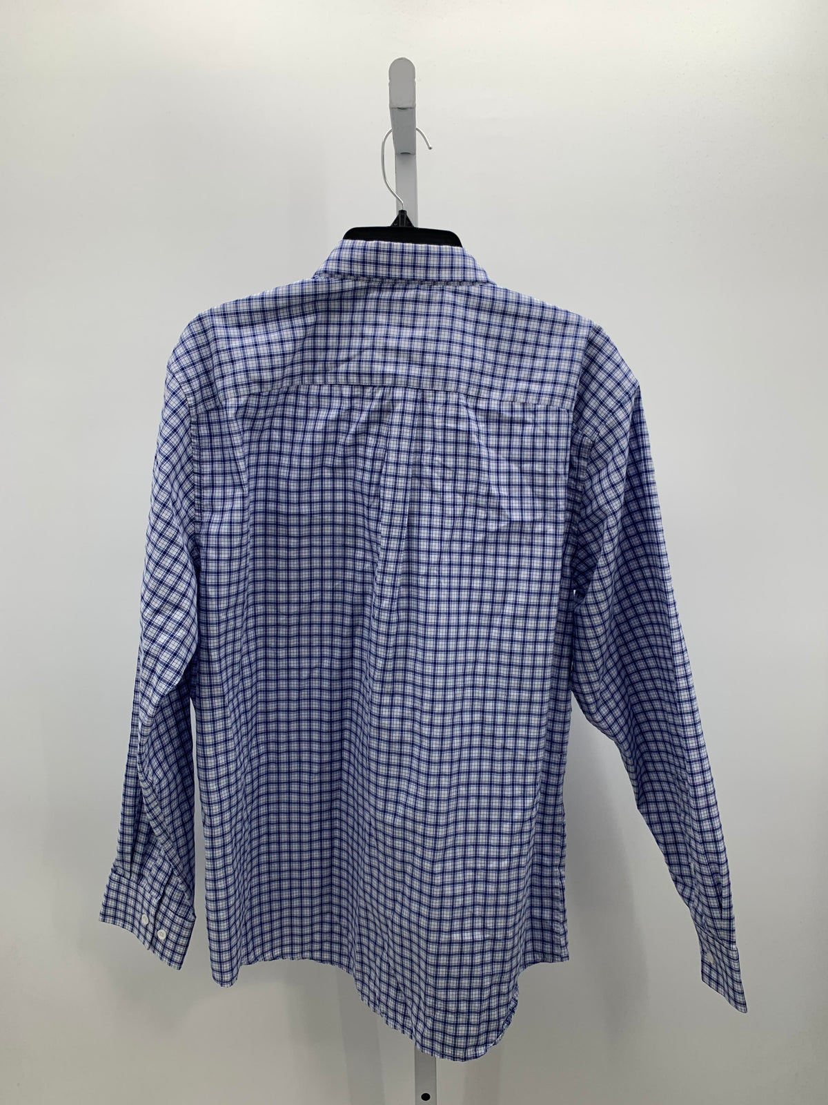 WHITE PLAID BTN DOWN.