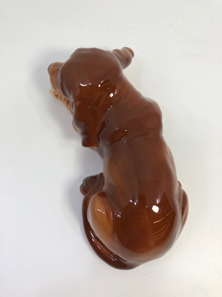 VTG GLAZED CERAMIC DOG- DACHSHUND? FIGURINE.