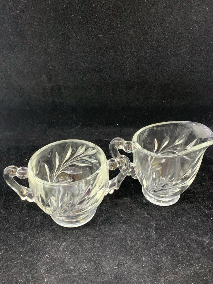 VTG CARVED VINES SUGAR AND CREAMER.
