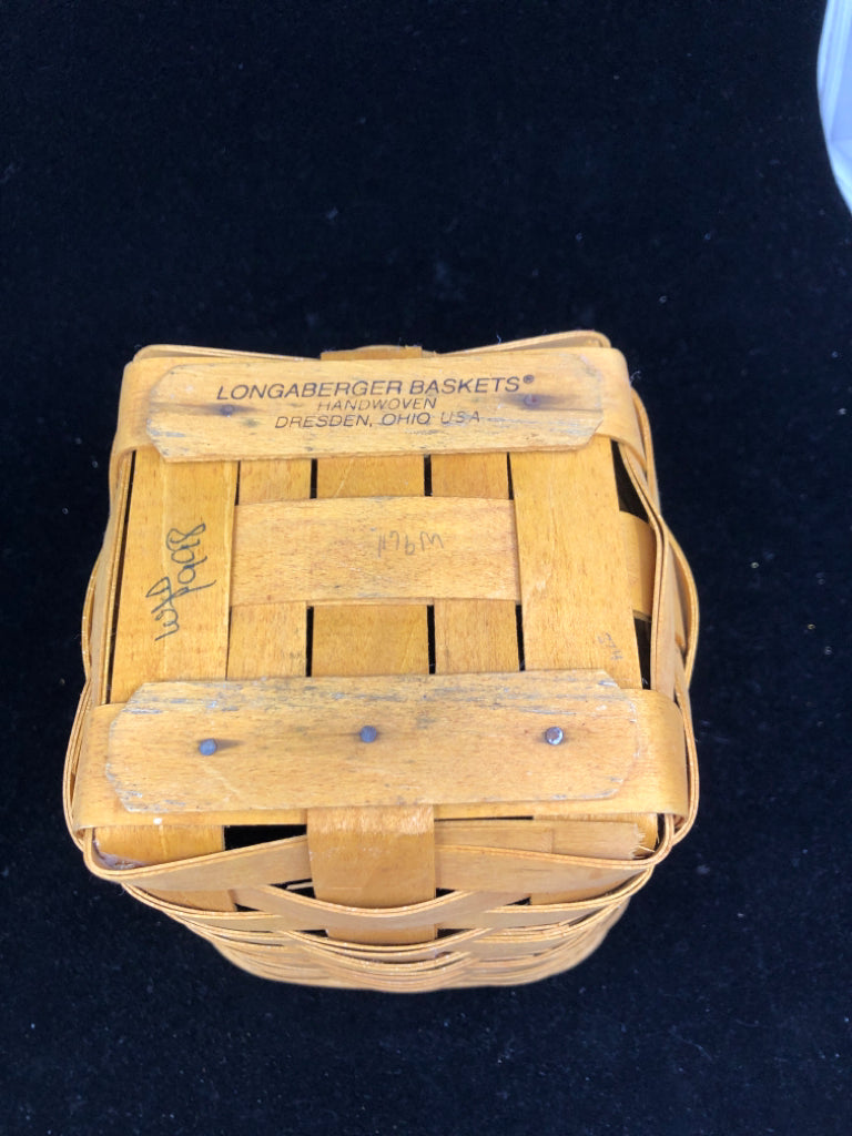 1998 TALL BASKET.