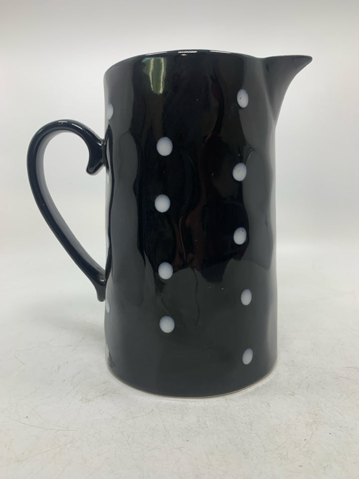 POLKA DOT PITCHER.
