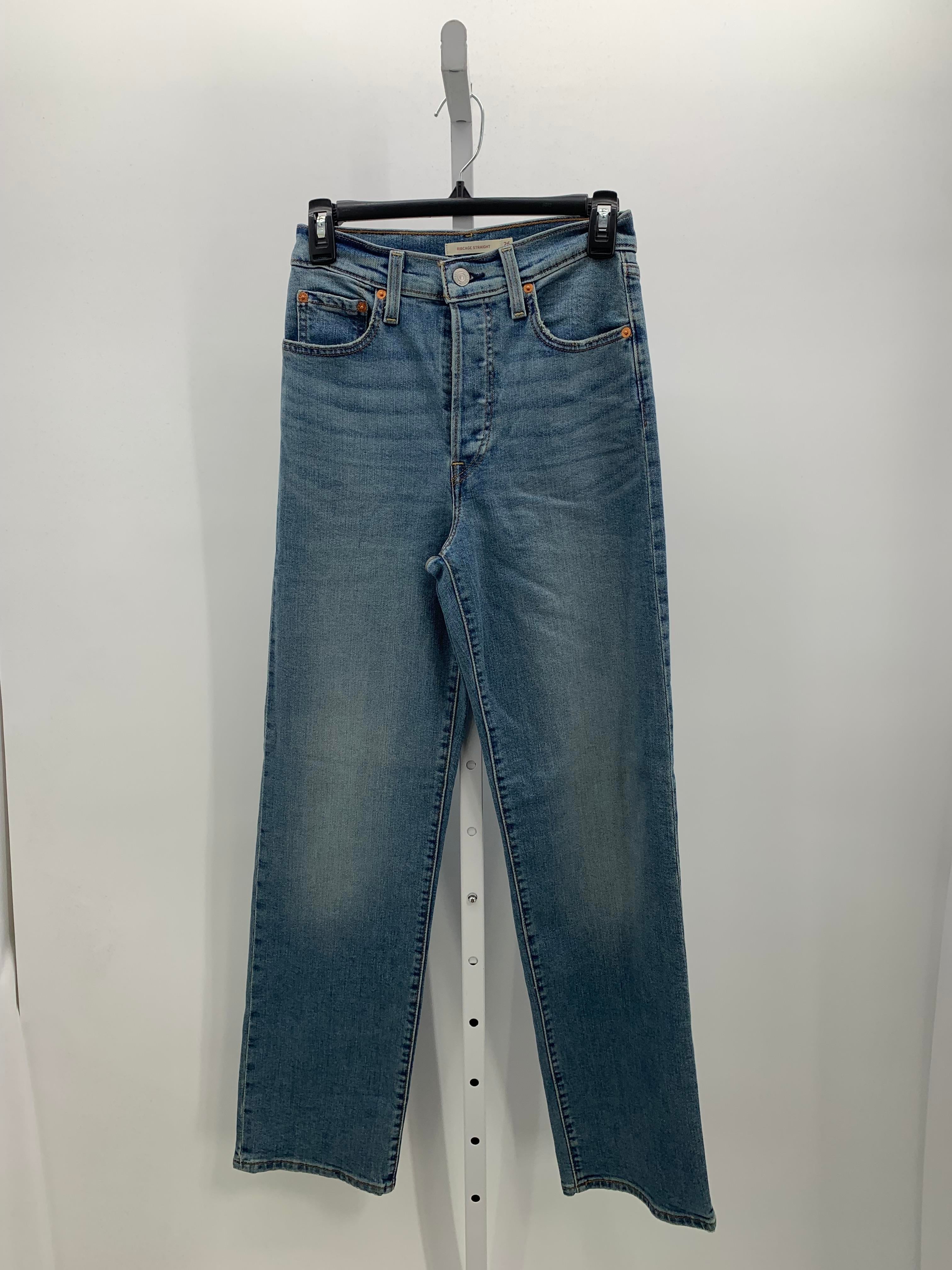 Levis Size 2 Misses Jeans