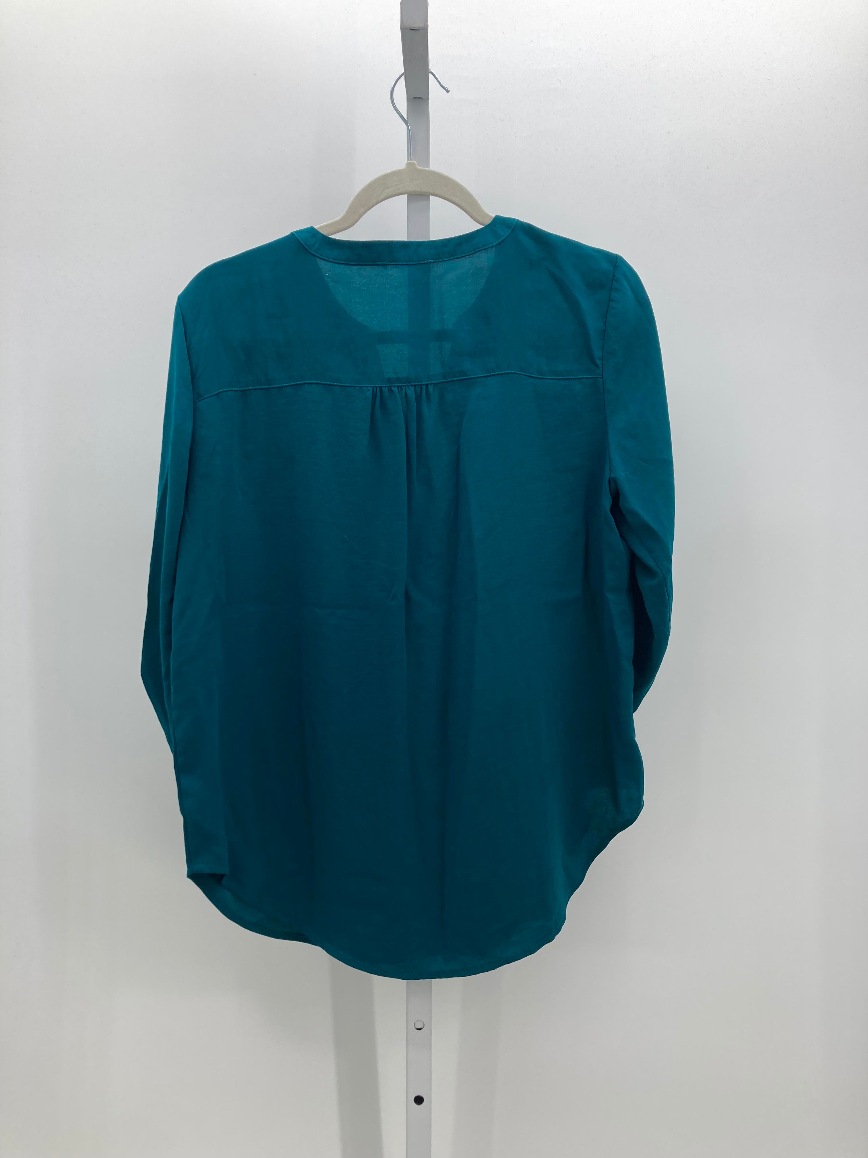 Maurices Size Medium Misses 3/4 Sleeve Shirt