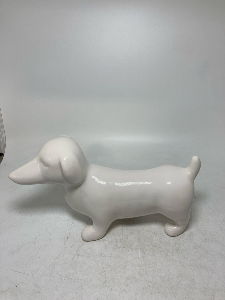 CERAMIC STANDING WEINER DOG.
