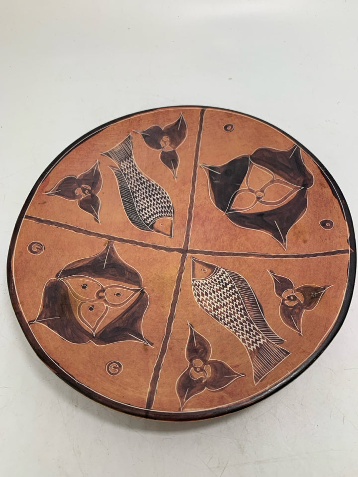SHALLOW CARVED FISH & SHAPES CATCH ALL BOWL.