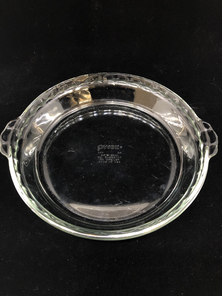 PYREX CLEAR GLASS PIE DISH.