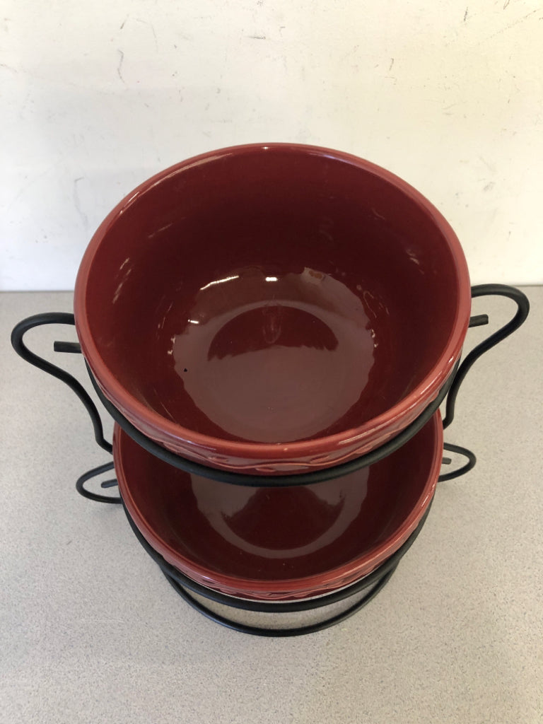 2 TIER RED MIXING BOWL SET IN BLACK METAL STAND.