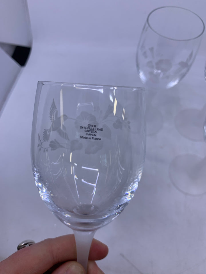 4 FROSTED STEMS W/ HUMMING BIRDS WINE GLASSES.