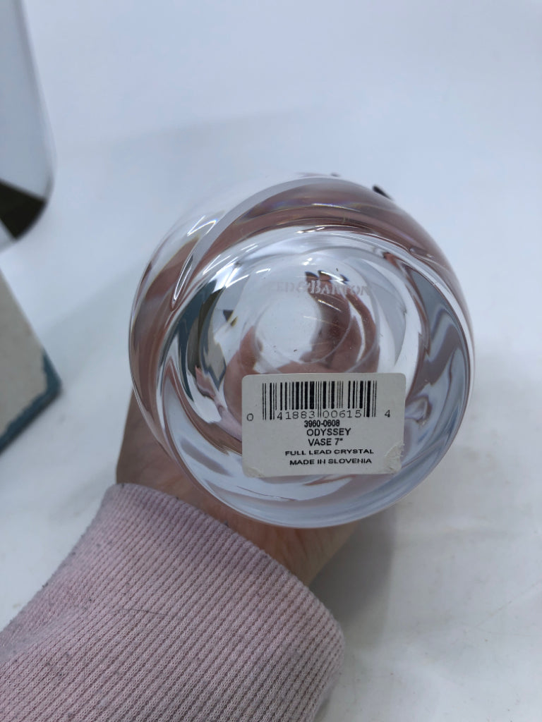 NIP CLEAR VASE WITH SPIRAL-ODYSSEY.