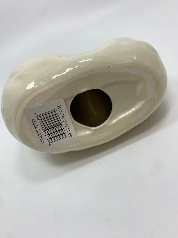 2 SECTION CERAMIC TAPER HOLDER.