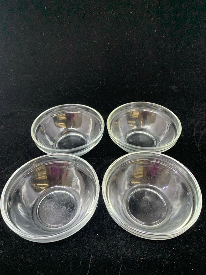 4 CLEAR DIP BOWLS.