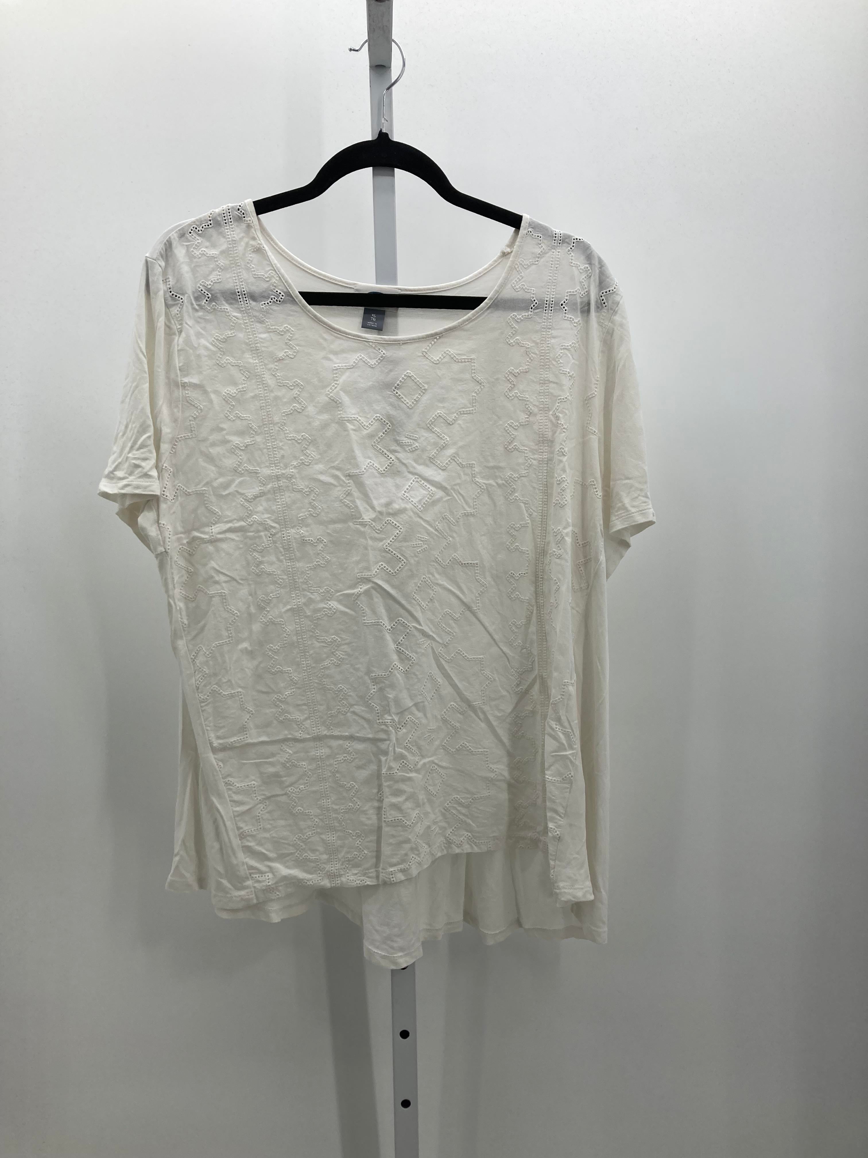 Old Navy Size Extra Large Misses Short Sleeve Shirt