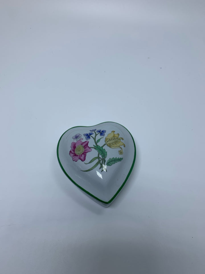 HEART SHAPED SUMMER PALACE PATTERN TRINKET BOX W/ FLOWERS.