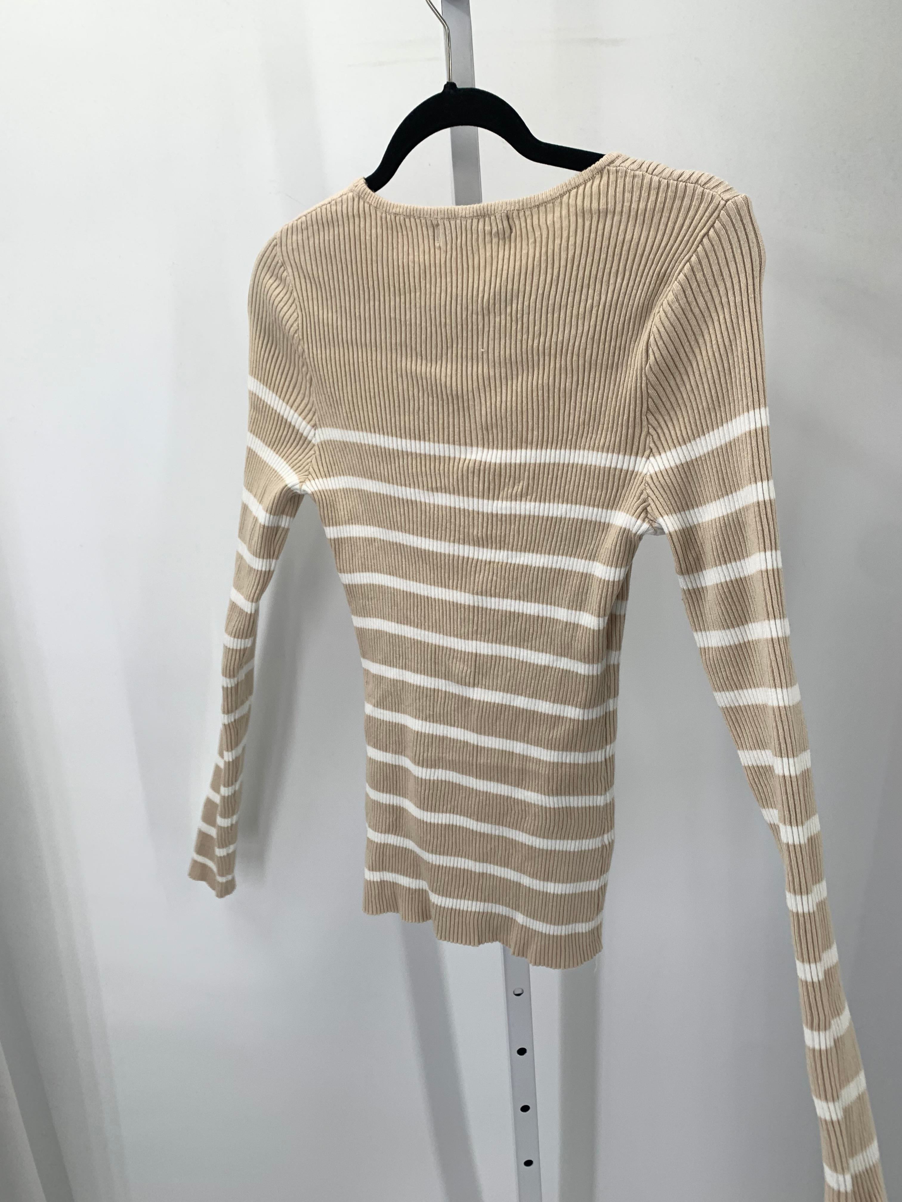 Size Large Juniors Long Sleeve Sweater