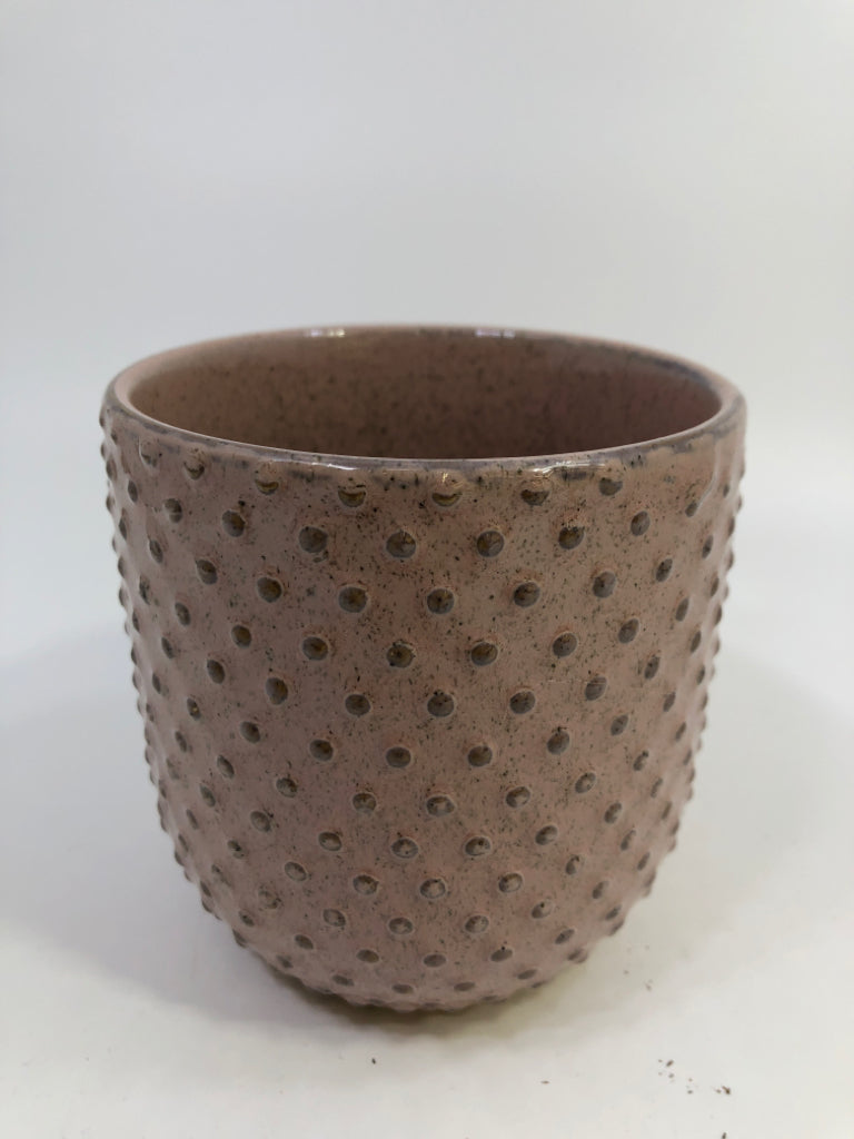 PINK CERAMIC HOBNAIL PLANTER.