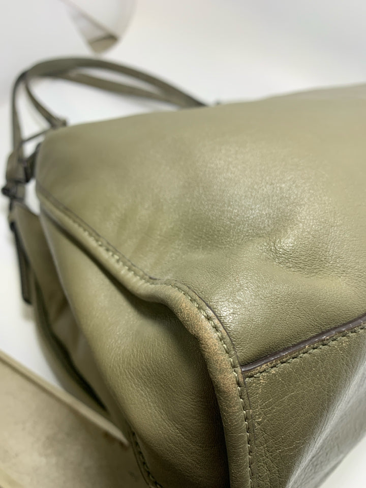 Coach F32325 Edie Shoulder Bag Olive Grey *Signs Of Wear Exterior Bottoms/Hardwa